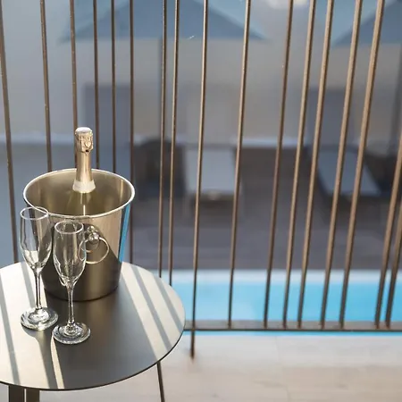 Konukevi Giafra Luxury 4*