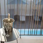 Giafra Luxury Gasthuis 4*